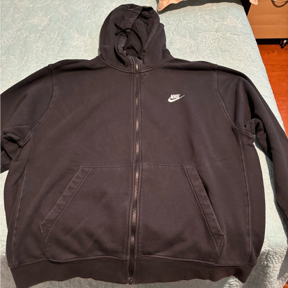 Black Nike Zipup